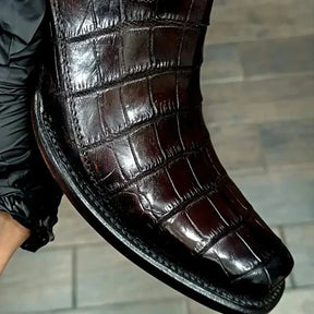 Bota Viking Couro de Jacaré Marrom/Preto com Chapéu e Cinto